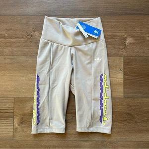 Womens Size XS Adidas Spandex Shorts Tights Gray HF2412